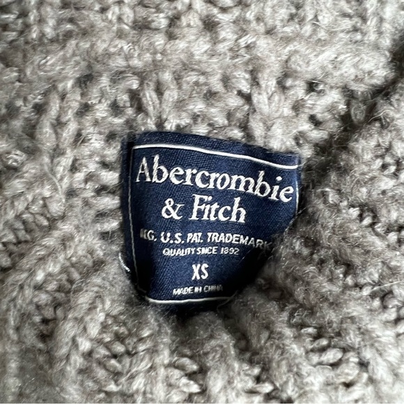 Abercrombie & Fitch - Gray Chunky‎ Sweater - Sz. XS - Picture 3 of 5